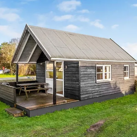 Toftum Bjerge & * Humlum