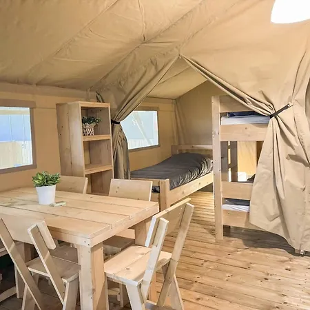 אתר קמפינג Toftum Bjerge & *