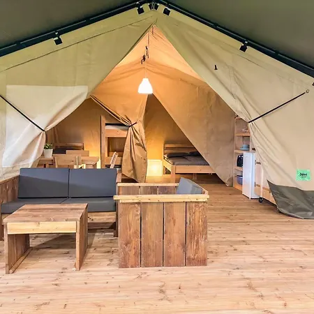 Toftum Bjerge & * Humlum